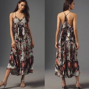 L8. FARM Rio Flowing Beauty Pleated Midi Dress